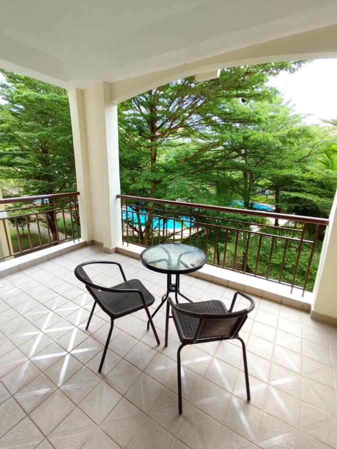 Jojo Homestay Tiara Residence Десару Екстер'єр фото
