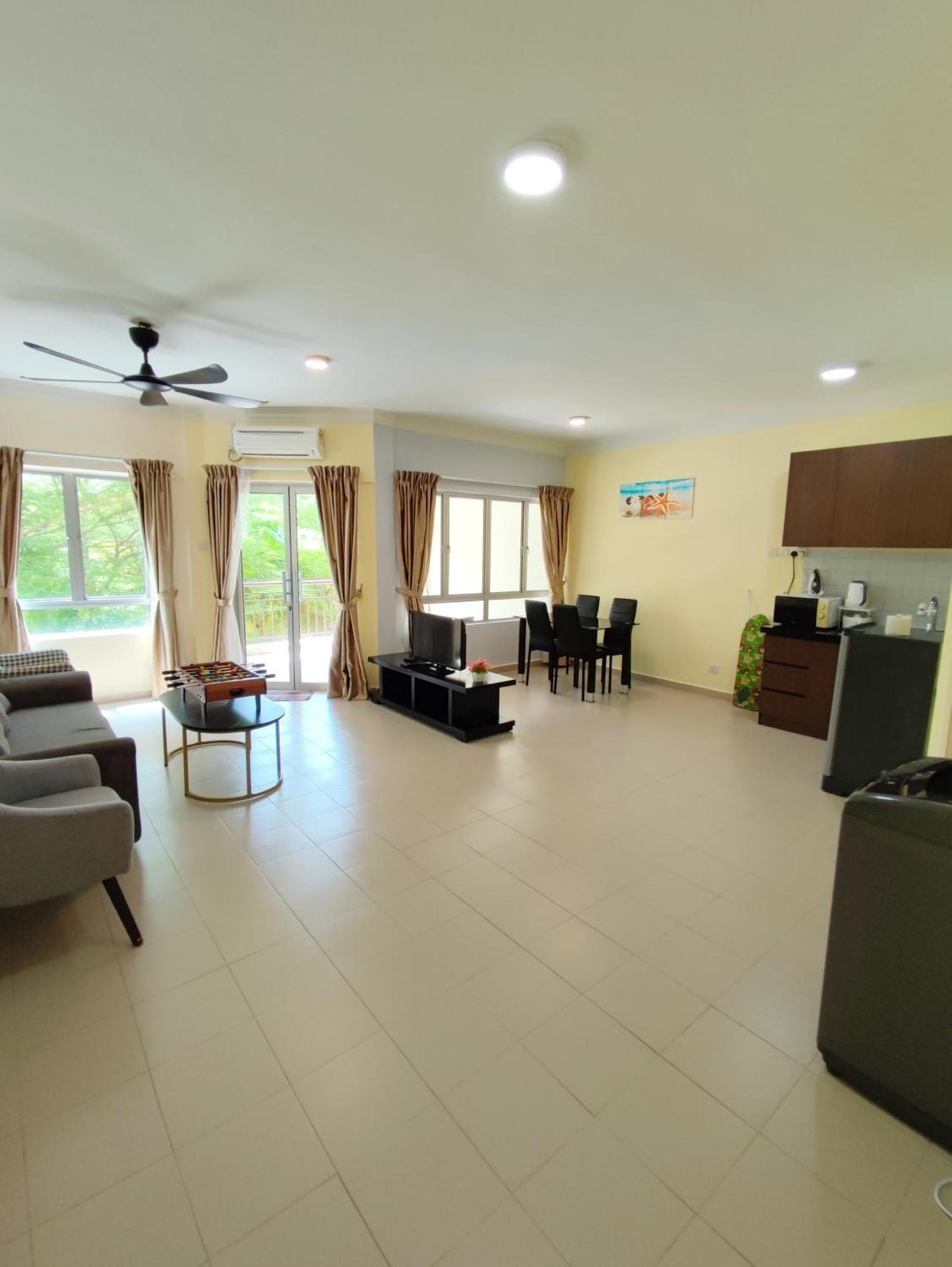 Jojo Homestay Tiara Residence Десару Екстер'єр фото